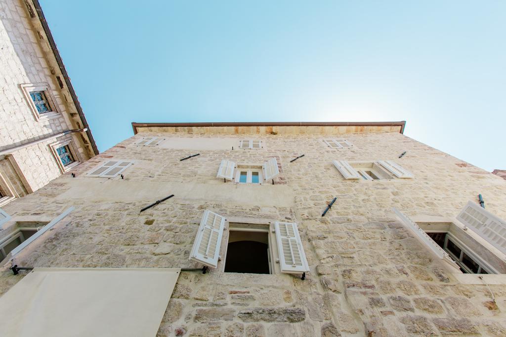 Old Town Museum Square Apartment Kotor Exteriör bild