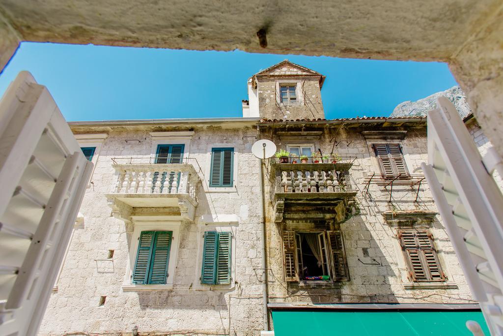 Old Town Museum Square Apartment Kotor Exteriör bild