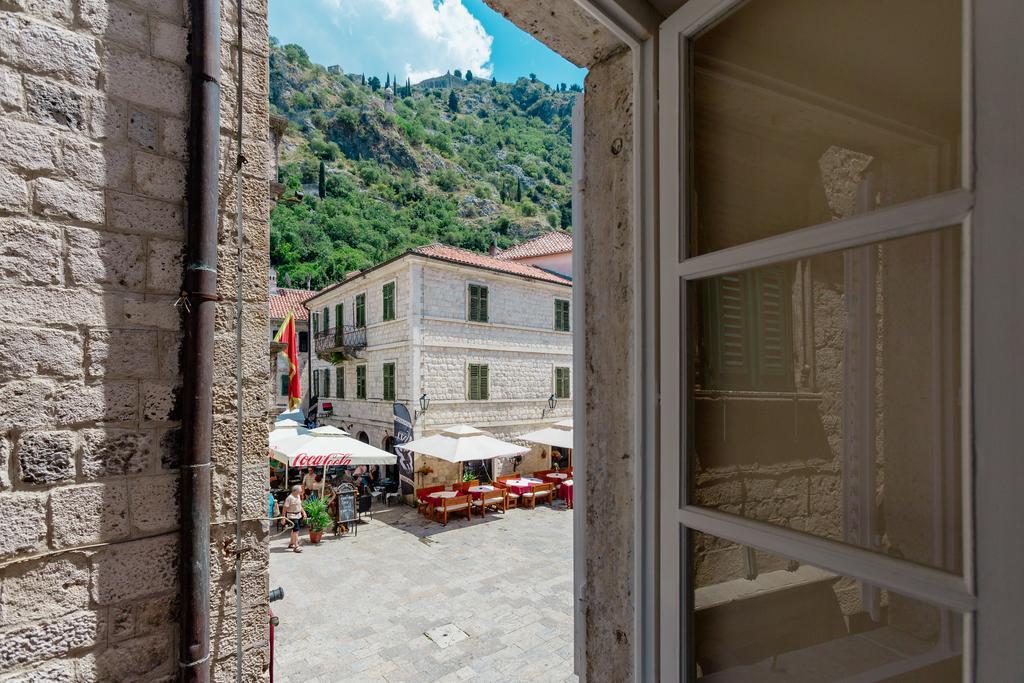 Old Town Museum Square Apartment Kotor Exteriör bild